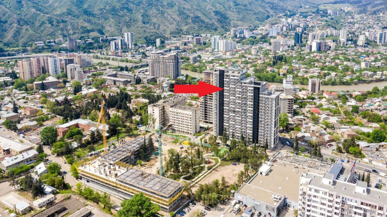 Twins Tower Apartment Тбилиси Екстериор снимка