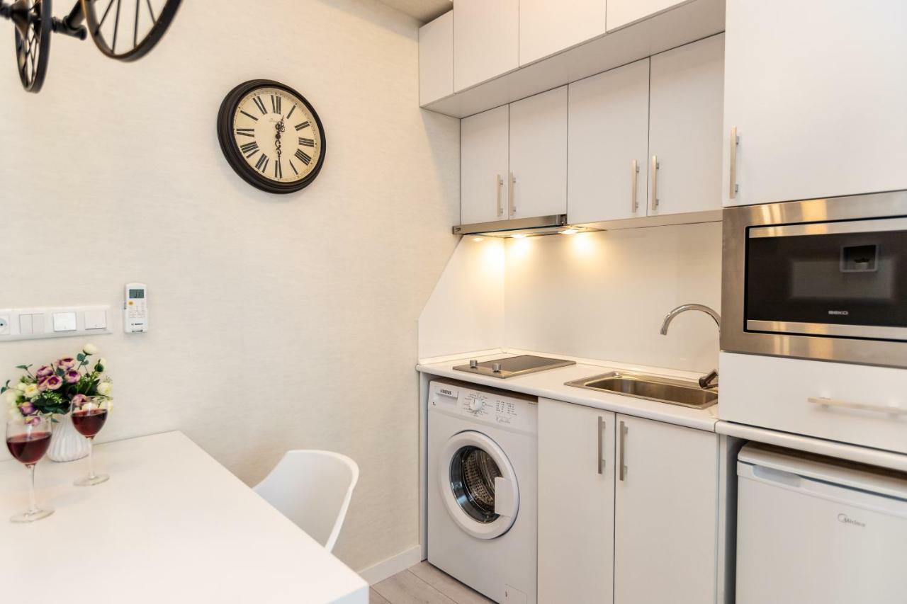 Twins Tower Apartment Тбилиси Екстериор снимка