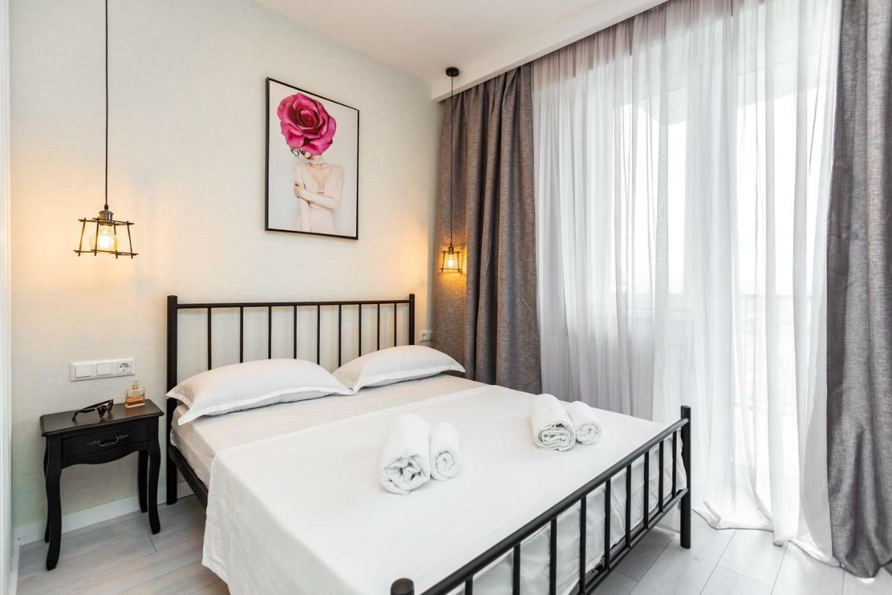 Twins Tower Apartment Тбилиси Екстериор снимка